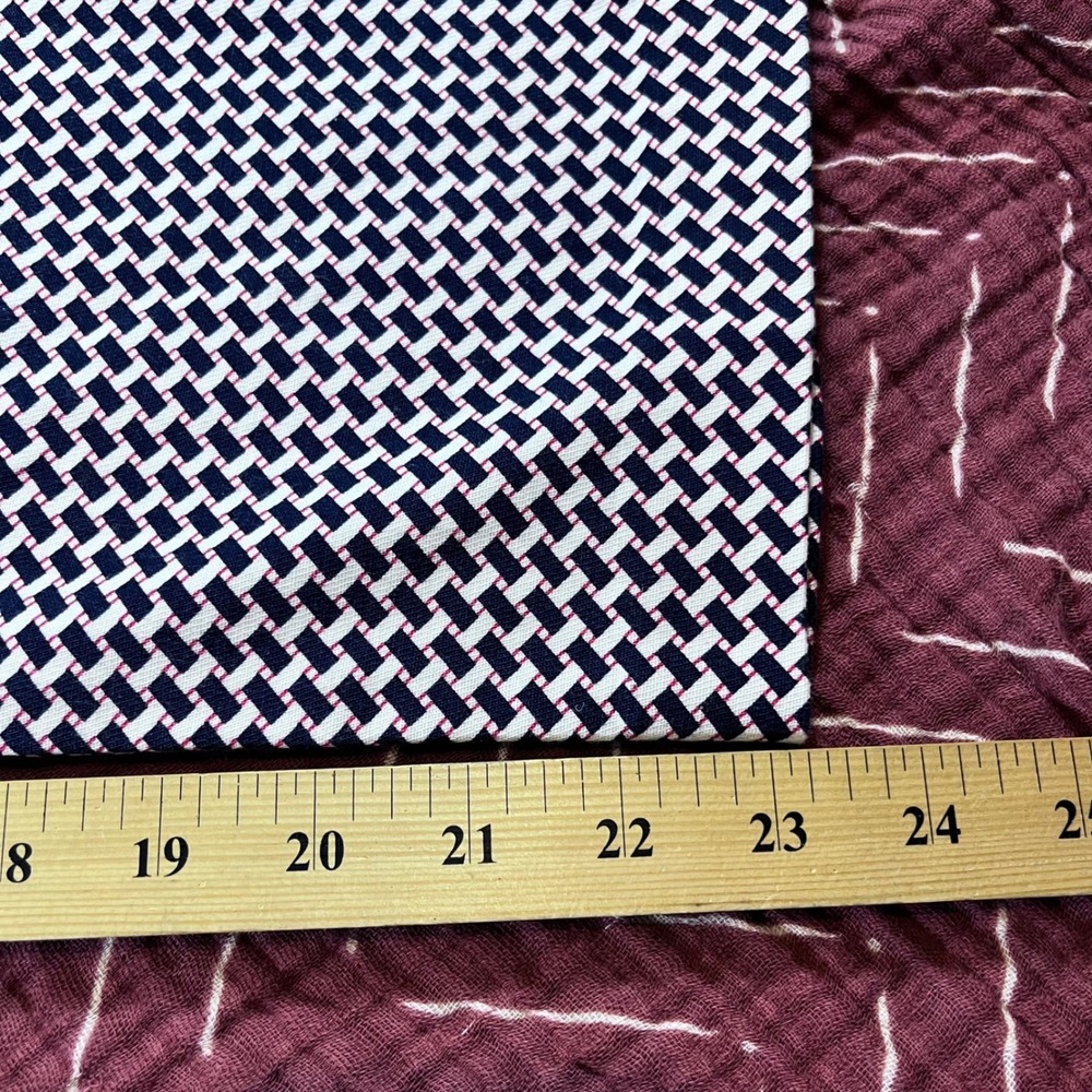 Tommy Hilfiger Size 10 Womens Stretch Slim Crop Pants Geometric Print - Picture 9 of 12